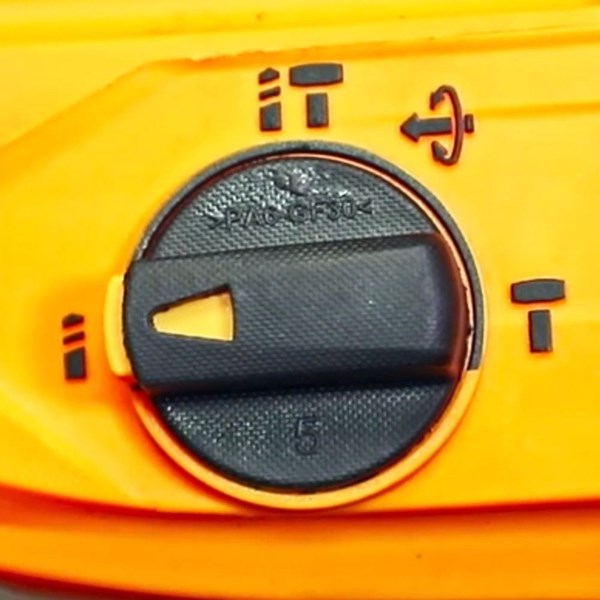 MARTELETE COMBINADO SDS PLUS COM MANDRIL DE TROCA RÁPIDA INGCO 800W 220v  - COD.RGH9028-29