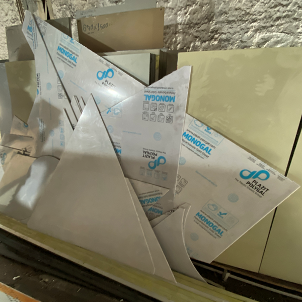 Retalhos de policarbonato sólido branco translúcido