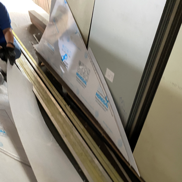 Retalhos de policarbonato sólido branco translúcido