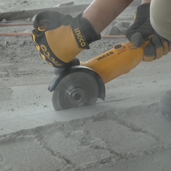 ESMERILHADEIRA ANGULAR INGCO  5" 1010W 220V - COD. AG10108-9