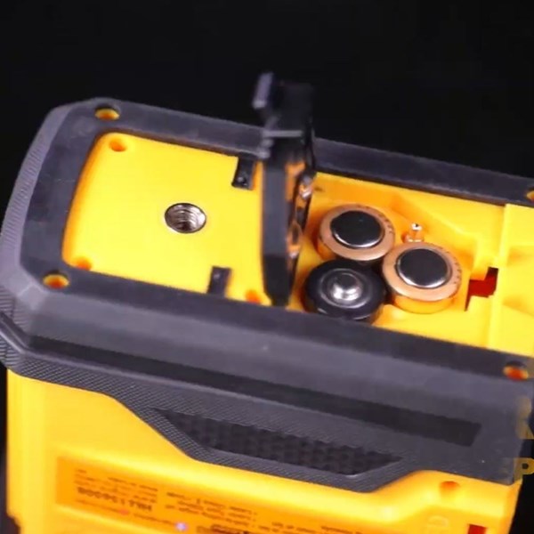 NÍVEL À LASER INGCO 15M - COD. HLL156508